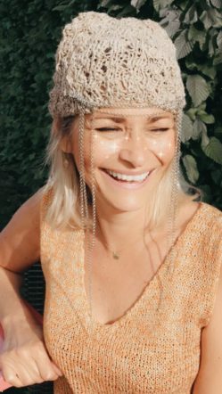 bonnet en fibre végétale de fil d’ortie